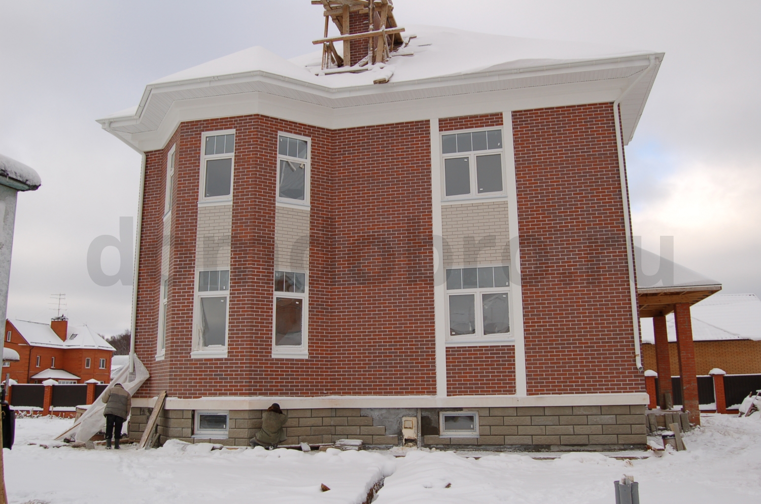 Облицовка дома гладкой клинкерной плиткой 