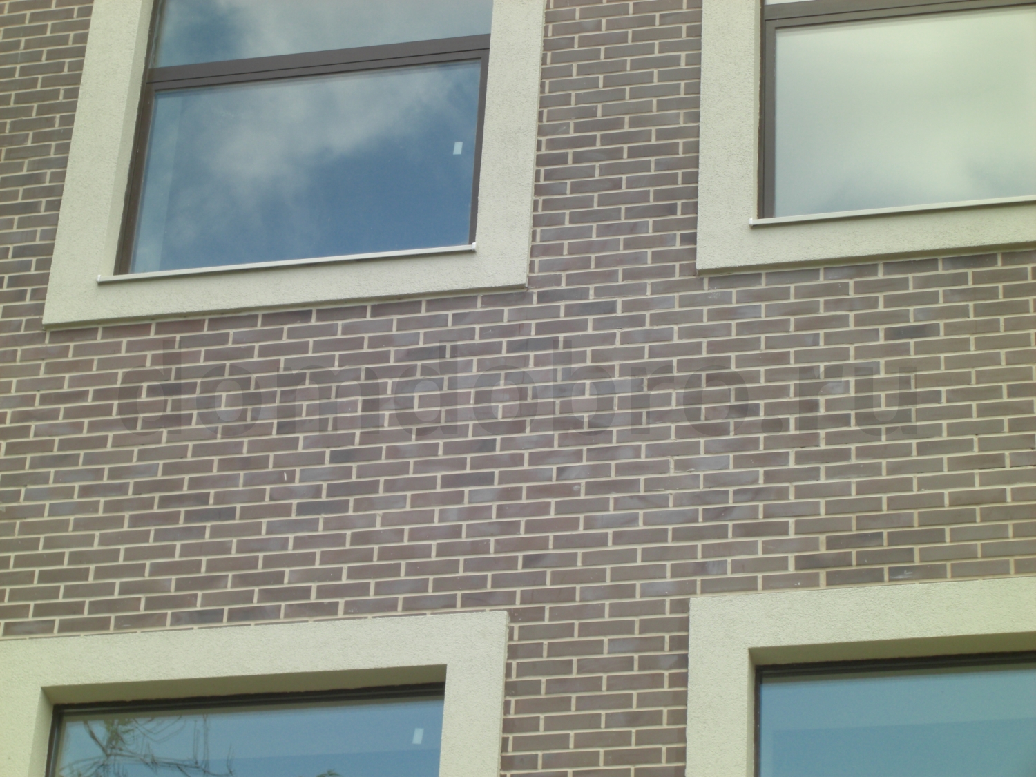 Фасад бизнес центра из клинкерной плитки 