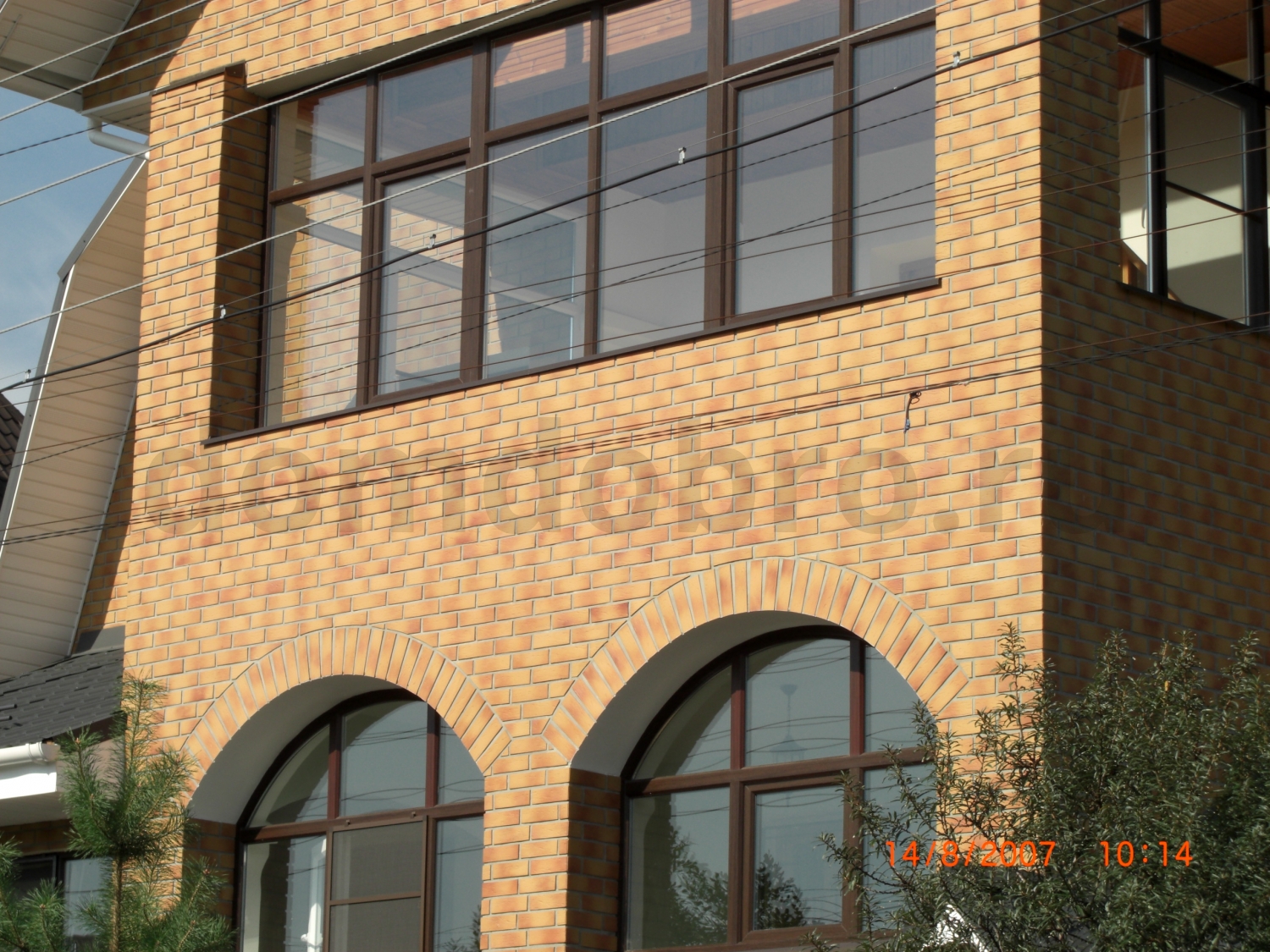 Облицовка четырехэтажного дома клинкерной фасадной плиткой  в Сальково